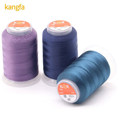Fil de polyester à haute résistance 30 g de poids par cône pour les couvertures sur les produits en cuir