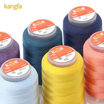 Fil de polyester à haute résistance 30 g de poids par cône pour les couvertures sur les produits en cuir