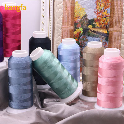 Matériau de cône transparent 720 couleurs 120D/2 fil de broderie à la machine 4000y pour le vêtement