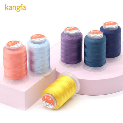 Fil de couture 100% polyester résistant aux produits chimiques pour cuir 30g Polyester de résistance