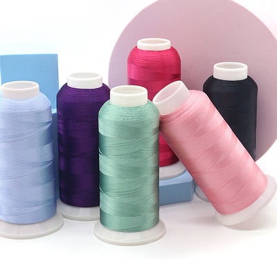 4 000 mètres de cône en plastique 100% polyester 120d 2 fil de broderie 100g pour haut