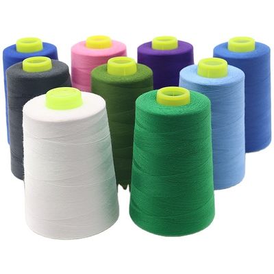 Fil de couture en polyester pour les produits de broderie à la machine et fils de polyester 100% enfoncés