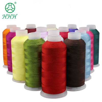 MERCERIZED 5000m 150D/2 100% fil de polyester pour la machine à broderie teinte couleur 160g