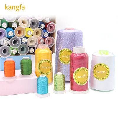MERCERIZED 5000m 150D/2 100% fil de polyester pour la machine à broderie teinte couleur 160g