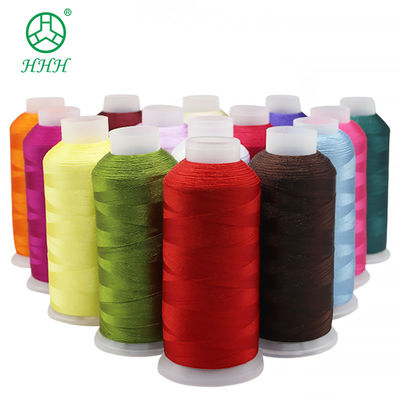 MERCERIZED 150D/2 100% fil de polyester pour une machine à broderie 5000m Poids 160g