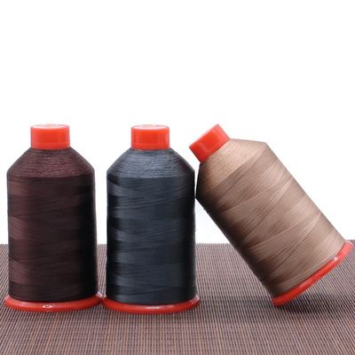 Fil de polyester à haute ténacité 210d/3 pour machine à coudre Fil de coudre multicolore haut