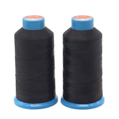 Petit cône 125g Tex135 420D/3 fil de nylon lié parfait pour les projets de couture de vêtements
