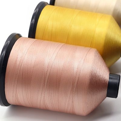 Fil de nyl Tkt-40 à haute ténacité de 6000m en crème de cône pour le commerce de la tapisserie