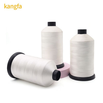 Matériau de cône plastique 210d/3 fil de couture en polyester blanc pour machine à quilting