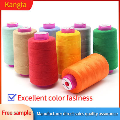 Fil de couture en polyester à 100% 40/2 5000yds teinté en épingle pour la machine à coudre
