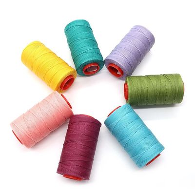 Des couleurs riches 210d Polyester fil ciré pour la couture du matériau de cône de cuir plastique
