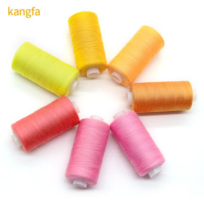 Le fil de couture en polyester 100% petit cône 40/2 15g pour OEM/ODM compétitif Accepté