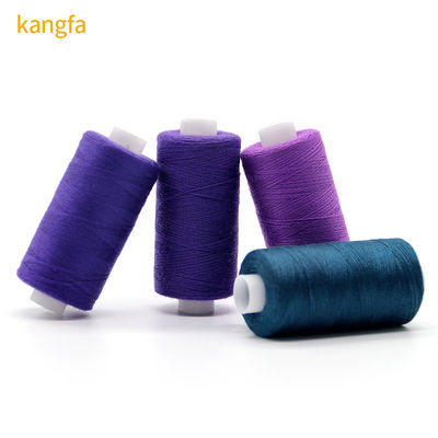 Le fil de couture en polyester 100% petit cône 40/2 15g pour OEM/ODM compétitif Accepté