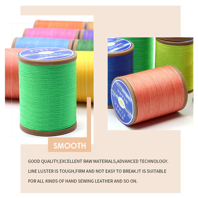 Fil de cire plat en petit rouleau pour la couture manuelle de cuir 210D Filaments de fil à vendre