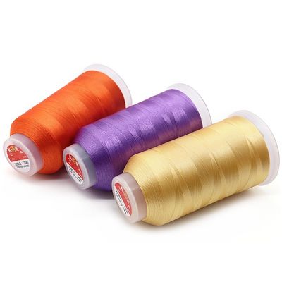 720 couleurs 150D/2 100% fil de broderie en polyester pour machine 5000m couleurs mixtes