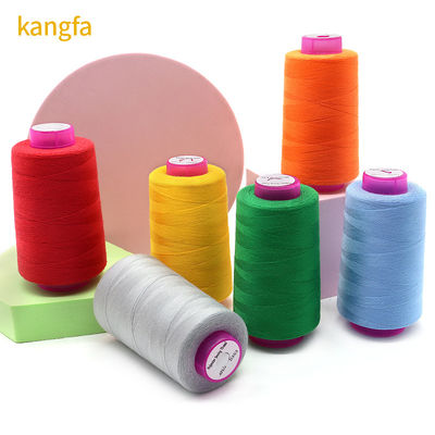 4 grands cônes de fils de polyester blanc pour les couettes de couture durables OEM ODM accepté