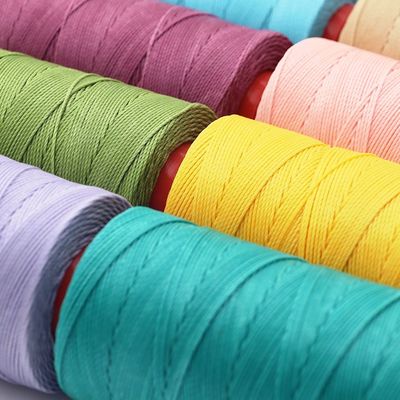 Fil ciré à la cire 420D/3 pour une couture en patchwork lisse et durable