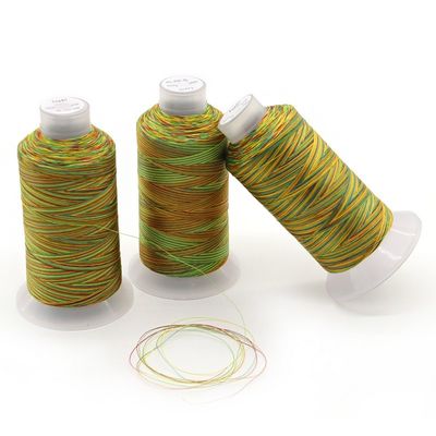 Fil de couture arc-en-ciel 100% polyester cousu pour le point croisé