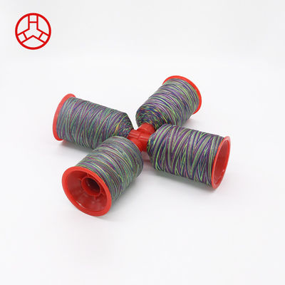 Tex 70 arc-en-ciel multicolore 69 nylon 66 fil de fibres de synthèse avec motif teint et poids de 250 g