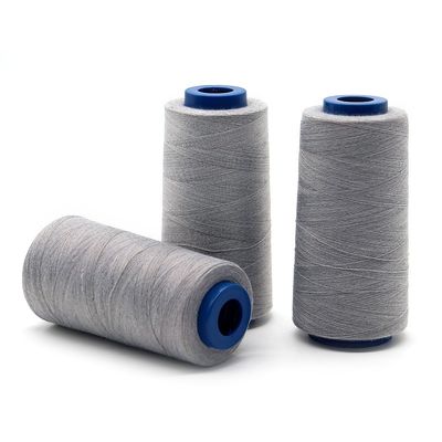 Fil de couture antistatique 40/2 en acier inoxydable et en polyester pour les besoins conducteurs