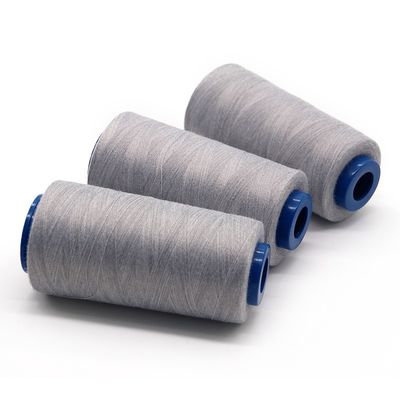 Fil de couture en polyester 100% cousu pour écran tactile Fil conducteur argenté