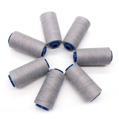 Fil de couture en polyester 100% cousu pour écran tactile Fil conducteur argenté