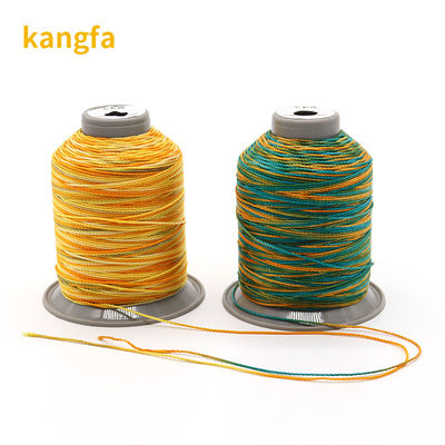 Faible rétrécissement 100% polyester fils de couture multicolores pour le nombre de fils 3Plys artisanat de tissage