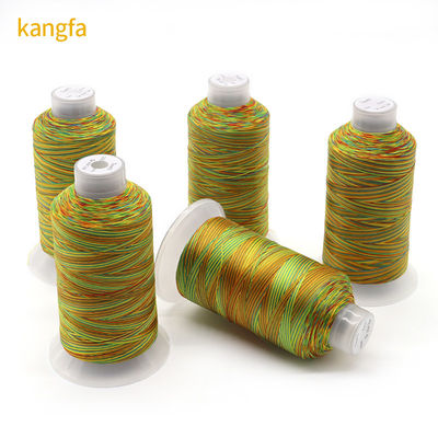 100G Net Poids Fil de couture en polyester aux couleurs arc-en-ciel pour la couture résistante à l'abrasion