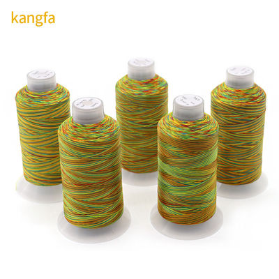 100G Net Poids Fil de couture en polyester aux couleurs arc-en-ciel pour la couture résistante à l'abrasion