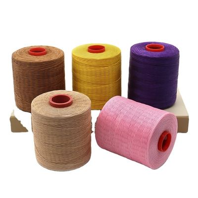 Tissage 0,8MM Fil en cire de polyester 100% pour la couture en cuir 210D/16 Fil en cire plat
