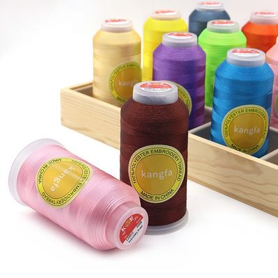 4000y 100% polyester 120D/2 fil de broderie réfléchissante pour broderie de vêtements pour la maison