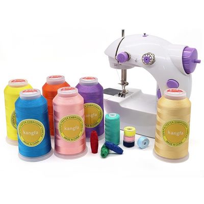 Fil de polyester 120D/2 résistant aux températures élevées pour broderie réfléchissante sur canapés