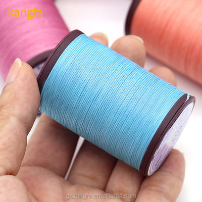 0.8mm Round Waxed Thread Polyester Cord Support 7 jours Temps de livraison de l'ordre d'échantillon pour le bricolage