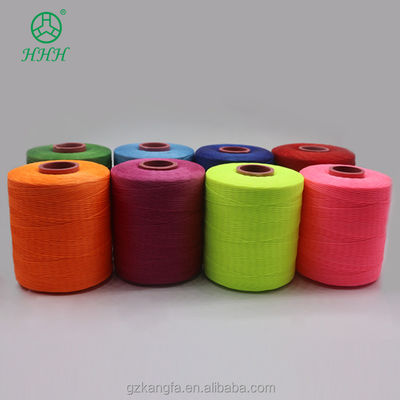 Fabriqué sur mesure 0,8 mm 1 mm 100% polyester à fil tressé à la cire plat imperméable à l'eau pour les ustensiles en cuir