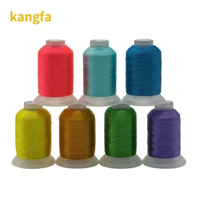 40 couleurs 100% polyester broyage filetage ensemble de filetage 120d/2 500m Pour la couture de couette