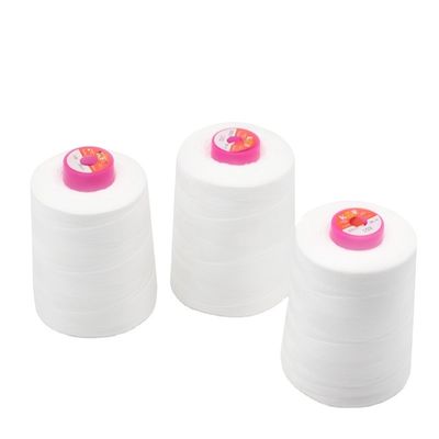 Fil de couture en polyester de haute résistance 5000 mètres pour la machine blanche de verrouillage industriel
