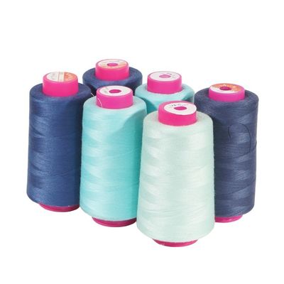 Fil de couture en polyester polié en couleurs pour les vêtements résistant à l'abrasion