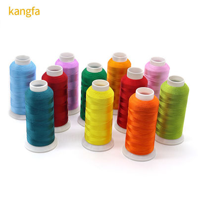 Fil de broderie en polyester 100% 4000y pour machine à broderie 120d/2 en couleurs vives