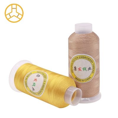 140G 5000M/cone 100% polyester 120d 2 fil de broderie pour les besoins de broderie de vêtements