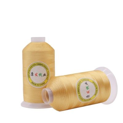 140G 5000M/cone 100% polyester 120d 2 fil de broderie pour les besoins de broderie de vêtements