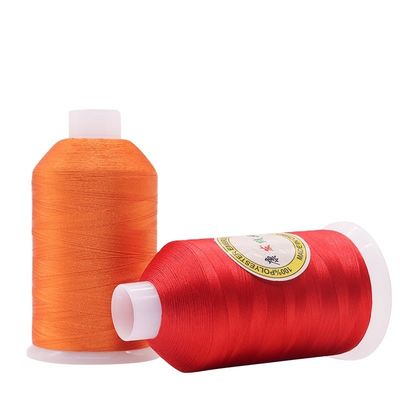 Fil de broderie en polyester de haute ténacité 120D/2 5000Y pour une machine de broderie supérieure
