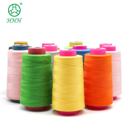 Fil de couture en polyester à 100% 40/2 pour résistance chimique et délai de commande d'échantillon de 7 jours