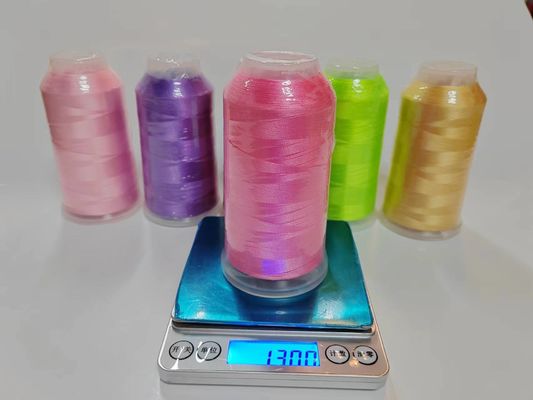 108D 120D/2 4000m 5000m fil de polyester pour la machine à broderie