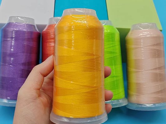 108D 120D/2 4000m 5000m fil de polyester pour la machine à broderie