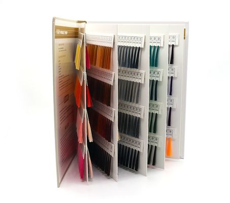 5000y Longueur de fil de broderie Kangfa Livre de couleurs 720 couleurs à choisir