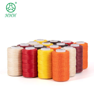 0.8 mm Fil de couture en polyester en cire plat pour la couture de produits en cuir et durable