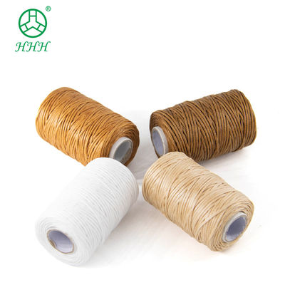 0.8 mm Fil de couture en polyester en cire plat pour la couture de produits en cuir et durable