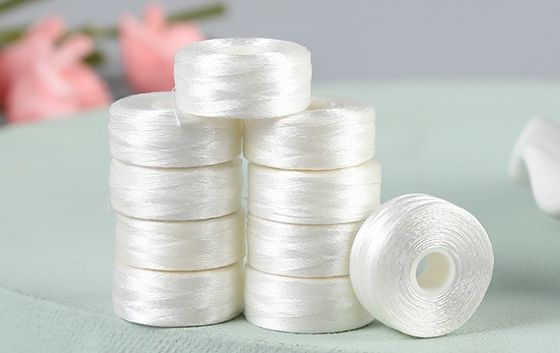 Fil de couture 3.7g/ boule Fil de bobine pré-enroulé pour projets de broderie en quilts