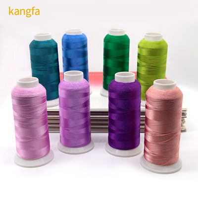 Faible MOQ 120D/2 4000Y Expédition rapide Fil de polyester pour machine à broderie 720 couleurs