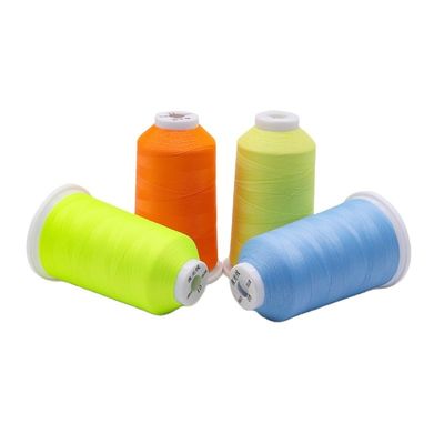 27 couleurs Polyester 150D/2 Fil lumineux pour le fil de broderie réfléchissant de couture Jean